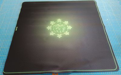 Tapis Meeple néon vert 60 cm/60 cm avec défaut 12-07
