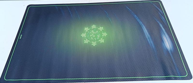 Tapis Meeple néon vert 100 cm/60 cm avec défaut 33-7