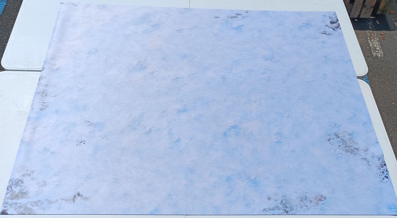 Battlemat Ice Mountain -60"/44" sans marquage Défaut 36-07