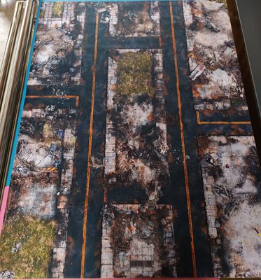 ​Battle Mat "Urbain FWS" – Édition officielle French Wargame Studio x Torek avec marquage Mission Pack 2025® discret - Défaut 45-07