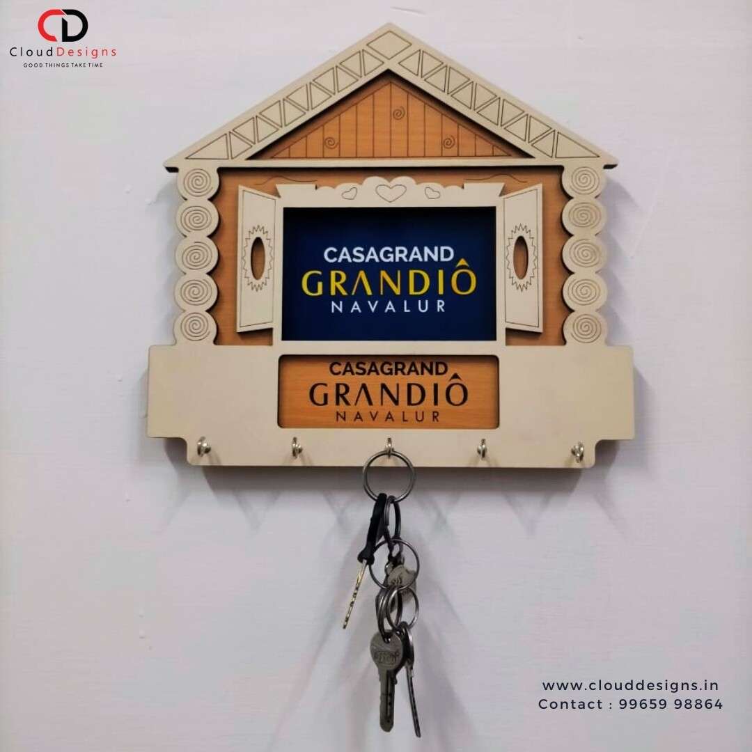 𝐖𝐨𝐨𝐝𝐞𝐧 𝐂𝐮𝐬𝐭𝐨𝐦𝐢𝐳𝐞𝐝 𝐊𝐞𝐲 𝐇𝐨𝐥𝐝𝐞𝐫