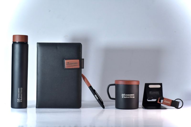 Premium Large Corporate Kit