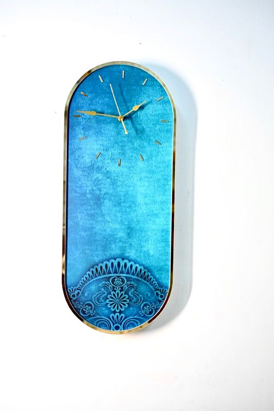 LumiGlow Acrylic Clock