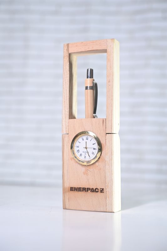 Personalized Pen Stand