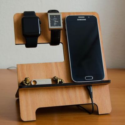 Men’s Accessories Stand