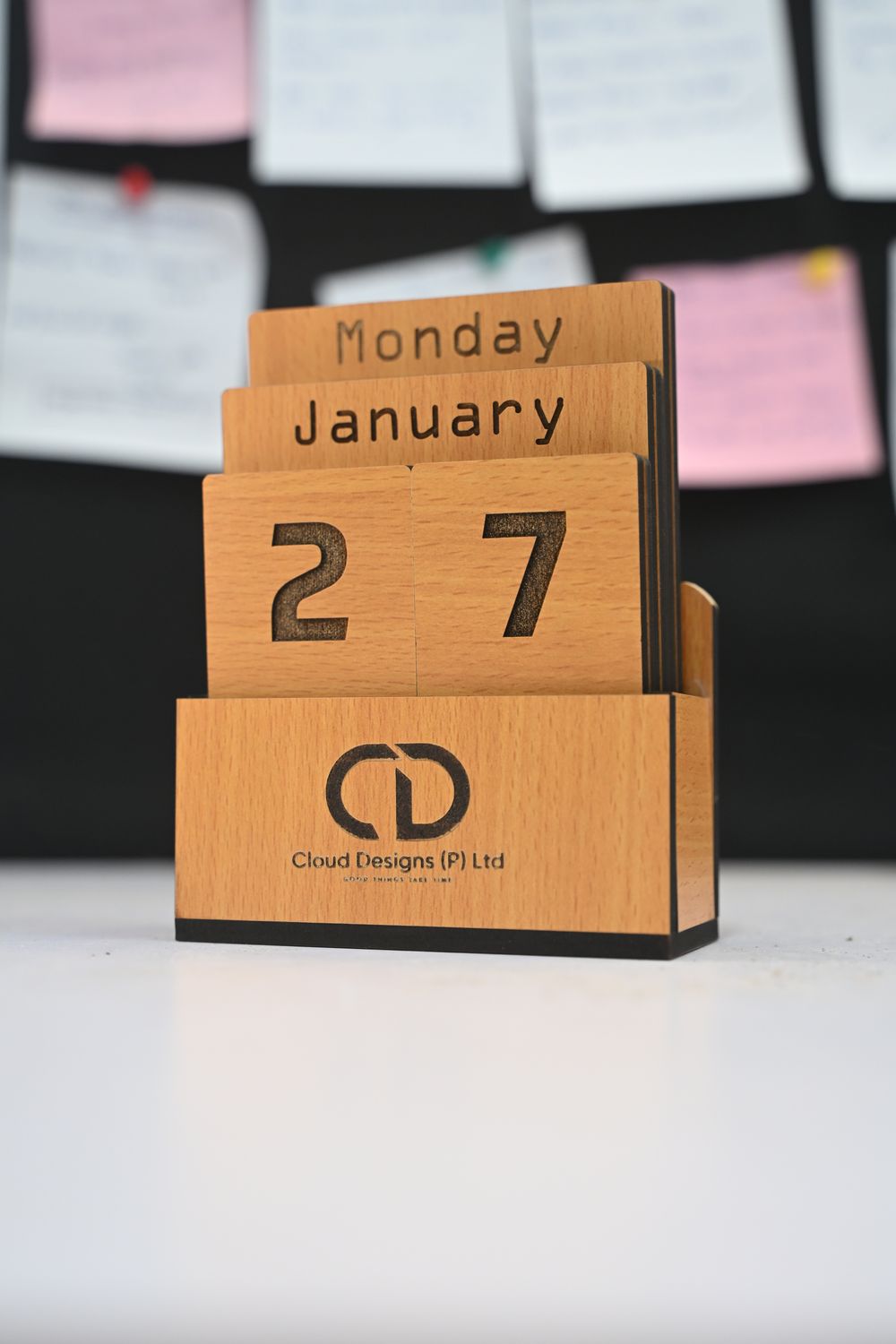 Customized Wooden Lifetime Calendar