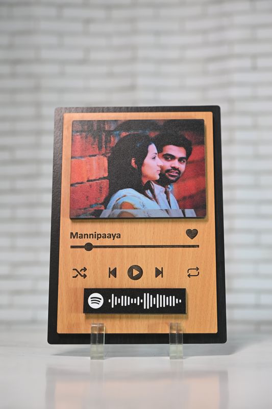 Customized Wooden Spotify Plaque – Personalized Spotify Code Music Frame