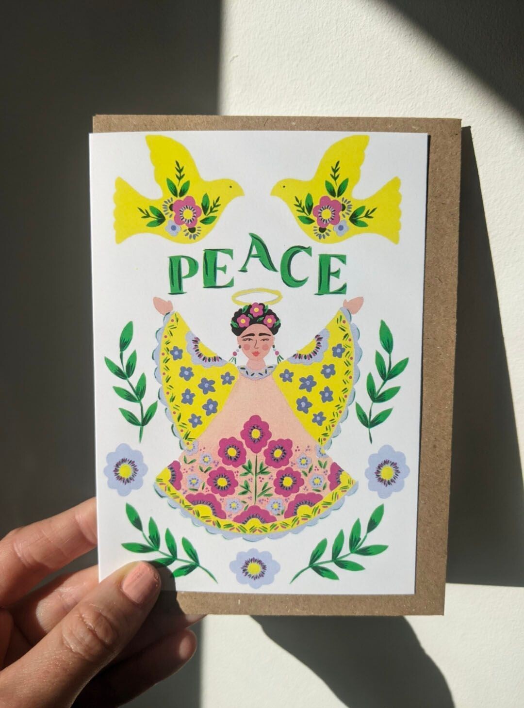Folk angel peace