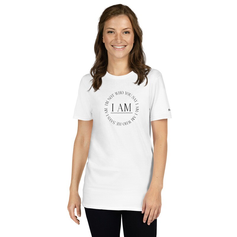I am Gildan Tee