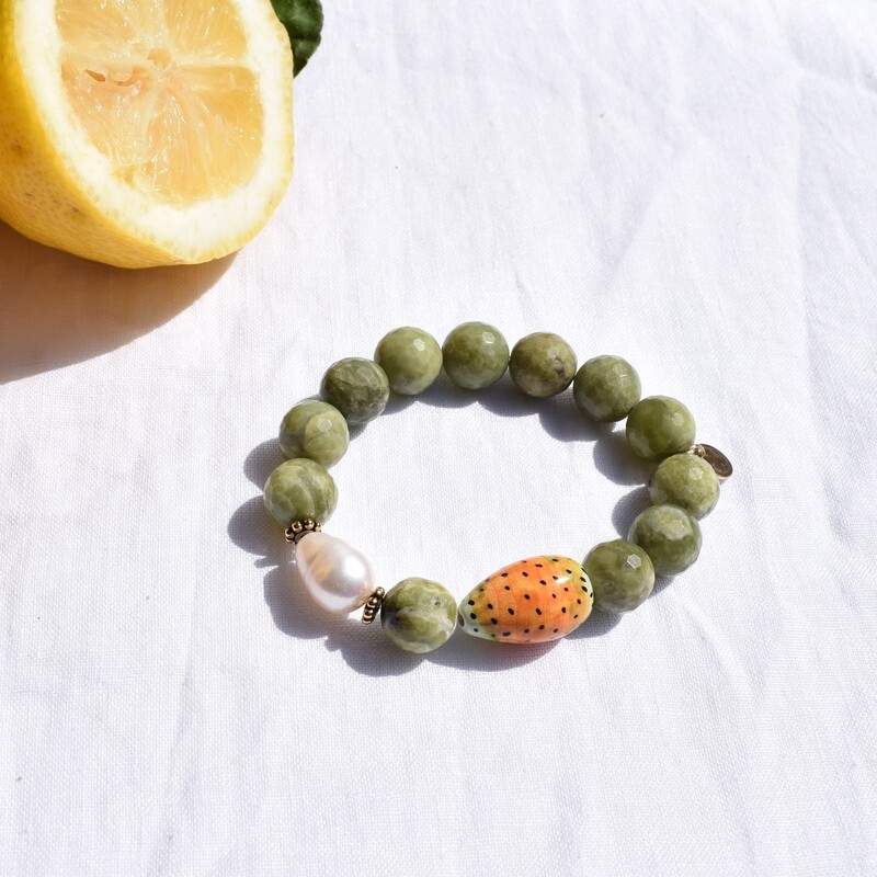 Green Garnet with Handpainted Fico D&#39;India