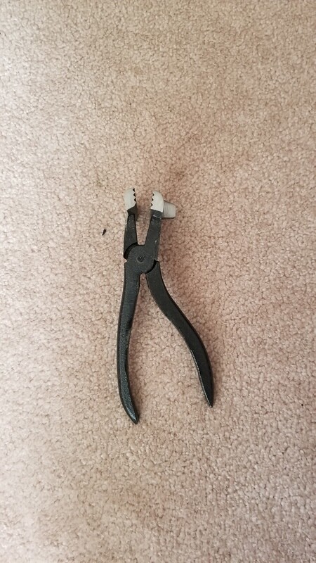 Canvas Pliers -