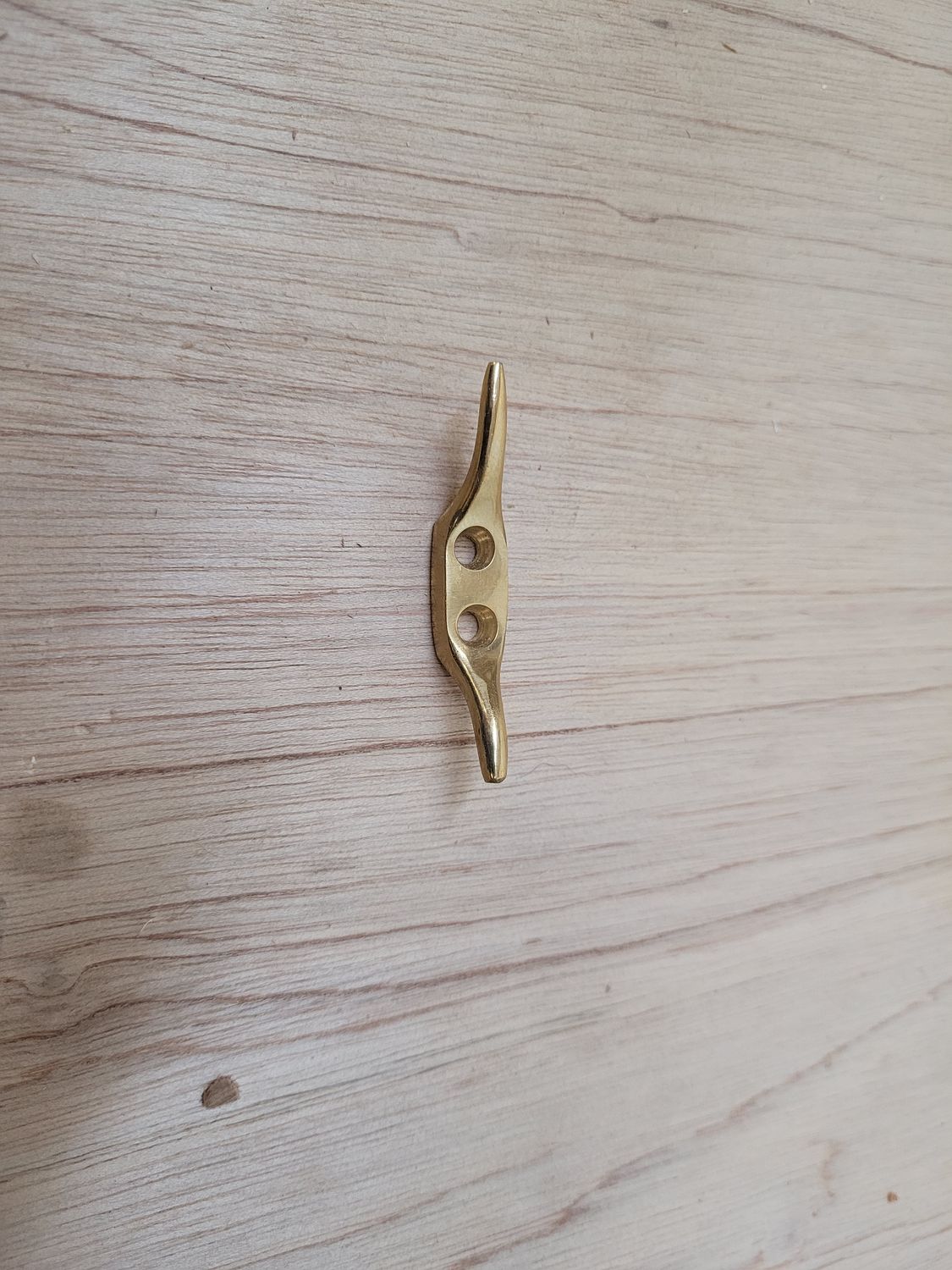 Brass line cleat - small