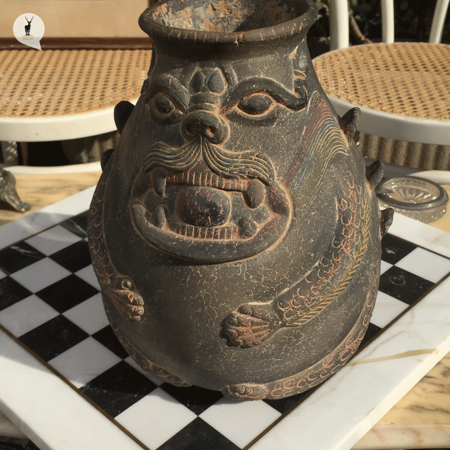 VASO CINESE RAFFIGURANTE  UN DRAGONE 900