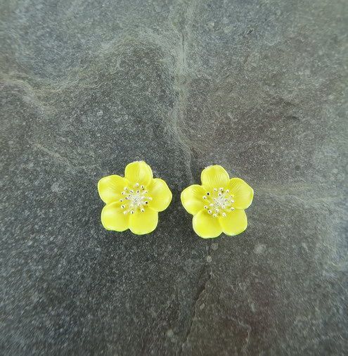 Alexander Thurlow Buttercup Stud Earrings