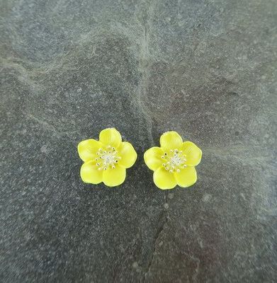 Alexander Thurlow Buttercup Stud Earrings