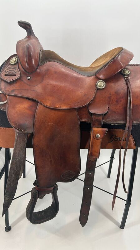 Cleburne Pre-Owned Saddle