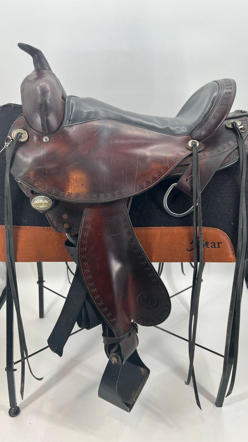 Circle Y Trail Gaiter Pre-Owned Saddle