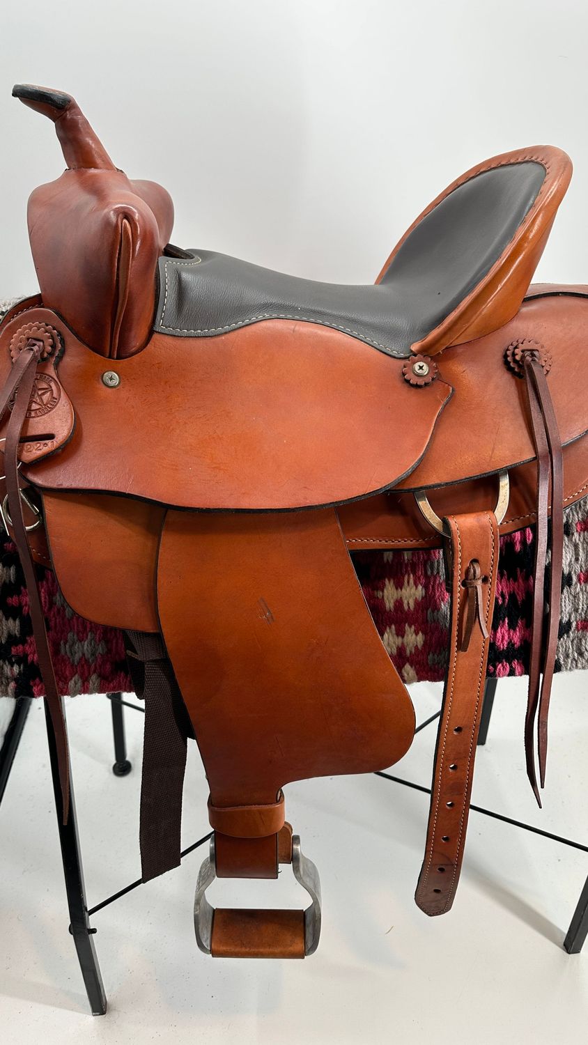 American Saddlery Bear Trap Rancher Pre-Owned Saddle