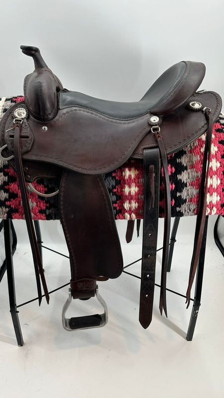 Cashel Trail Pre-Owned Saddle