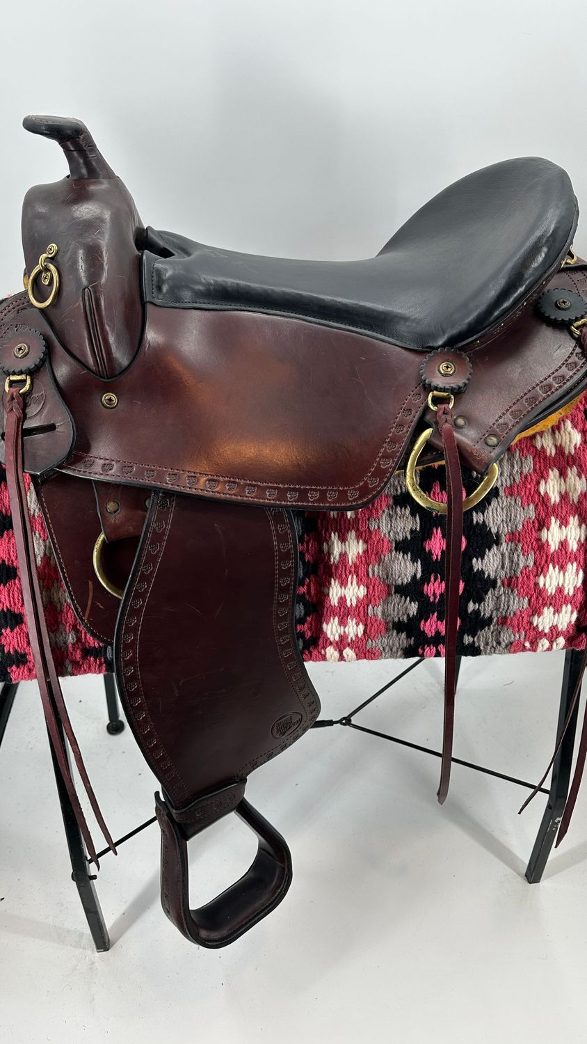 Imus 4 Beat Lightweight Gaited Pre-Owned Saddle