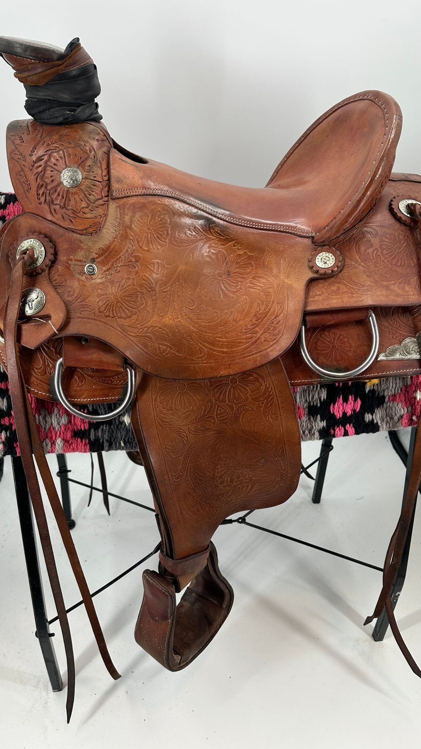 Porter Wade Style Pre-Owned Saddle