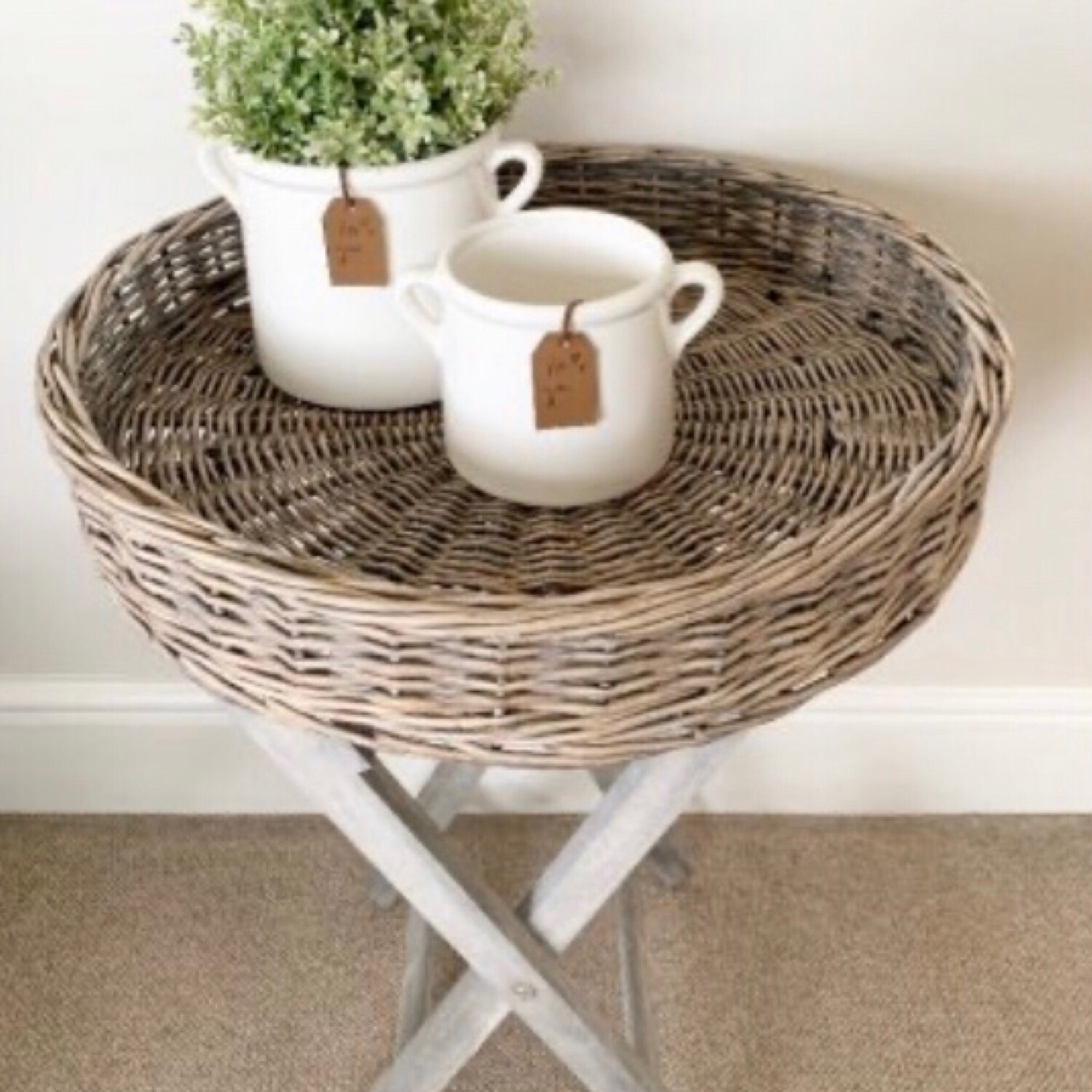 Wicker Tray Table Round