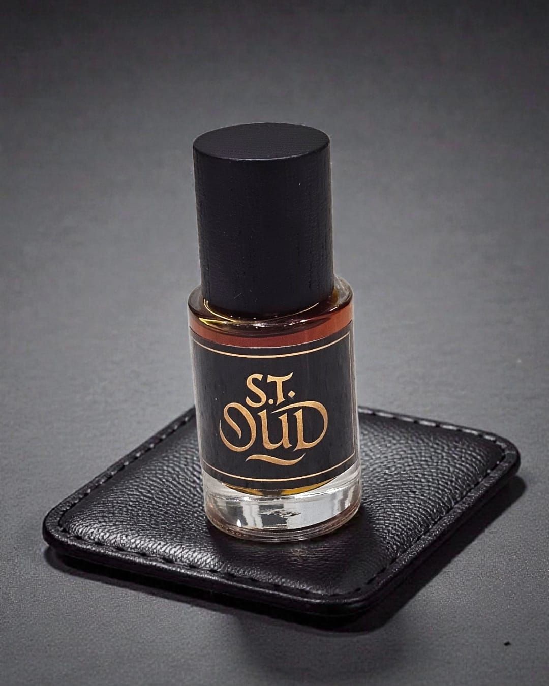 S.T Oud 15ml S.T Oud 15ml