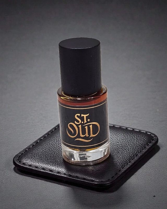 S.T Oud 15ml