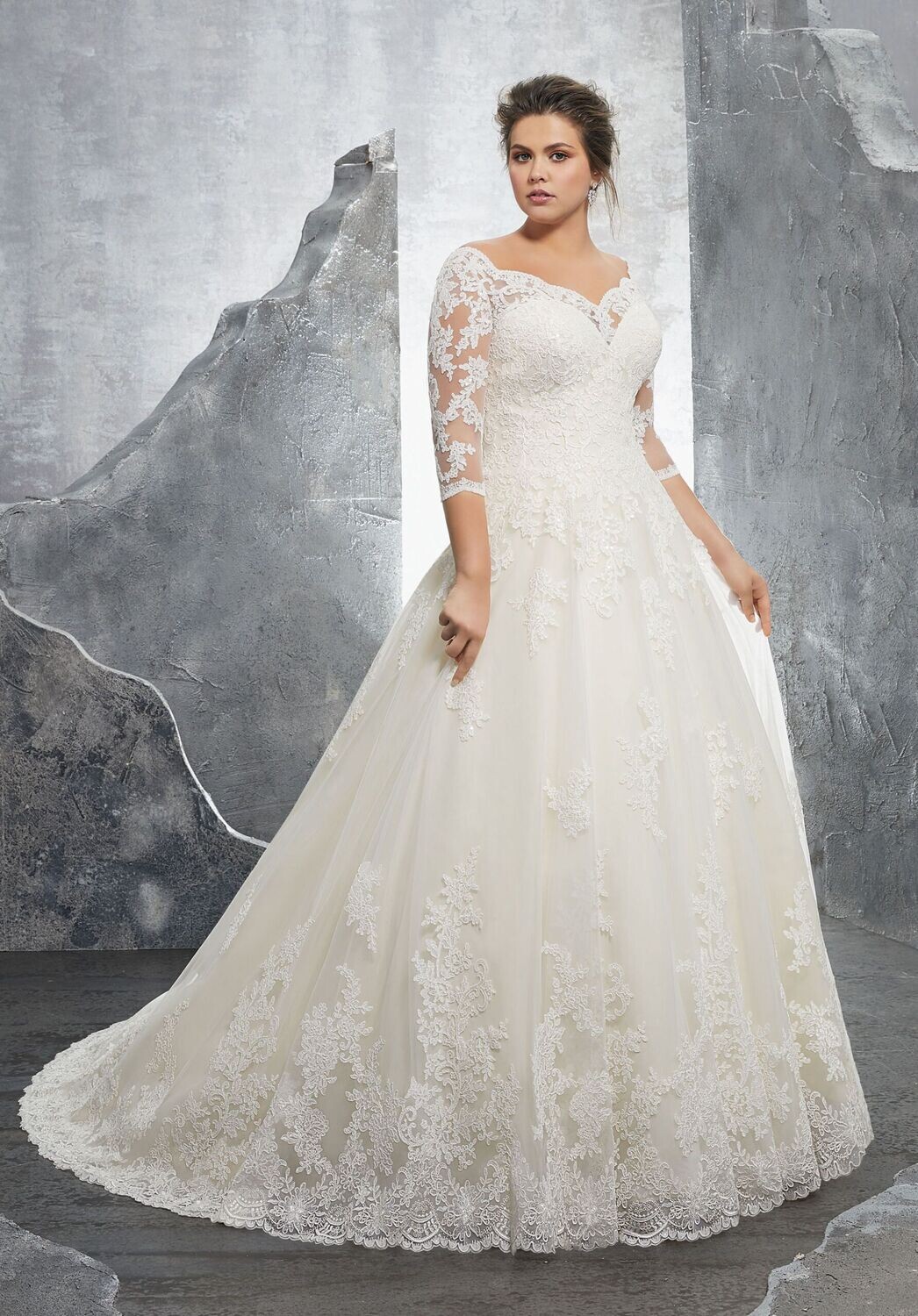 Mori Lee - 3235, Size 20W, All Ivory