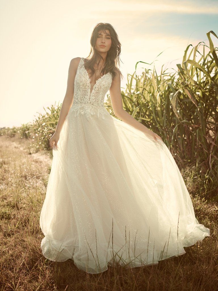 Magge Sottero  Rebecca Ingram - Melissa 21RN388