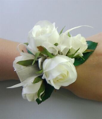 white rose wristlet