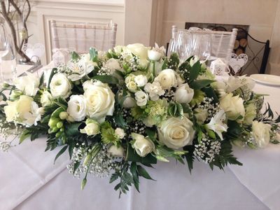 pure white centerpiece