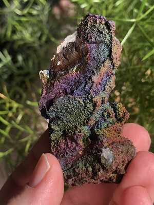 Quartz With color change Iridescent Hematite