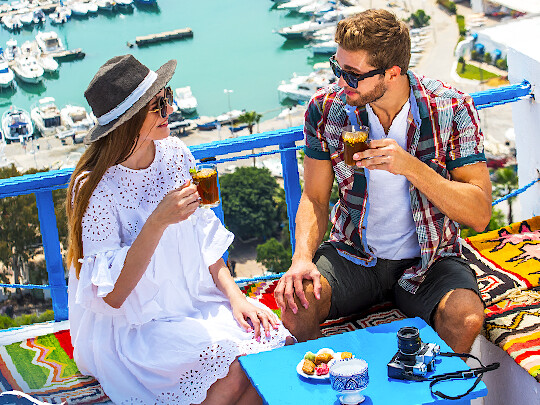 Arabisch-Sprachreise nach Tunesien (1 Erwachsener im geteilten Doppelzimmer* mit Arabischkurs): Intensiver kommunikativer Arabischkurs und unvergessliches kulturelles Programm. 09. -16.10.2026