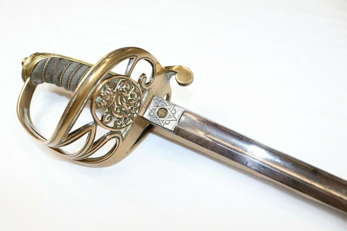 Victorian Piquet Weight Infantry Officer's Sword by Pillin