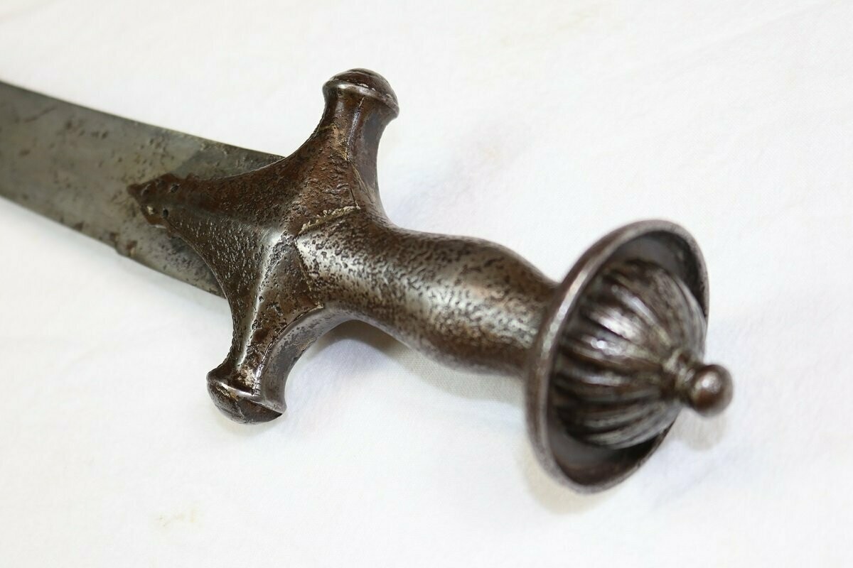 Good Quality 19th Century Indian Tulwar With Pattern-Welded Blade