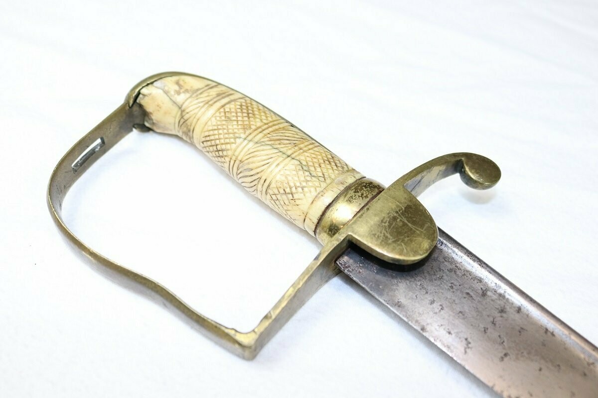 Georgian Era Anglo-Indian Pipe-Back Sabre