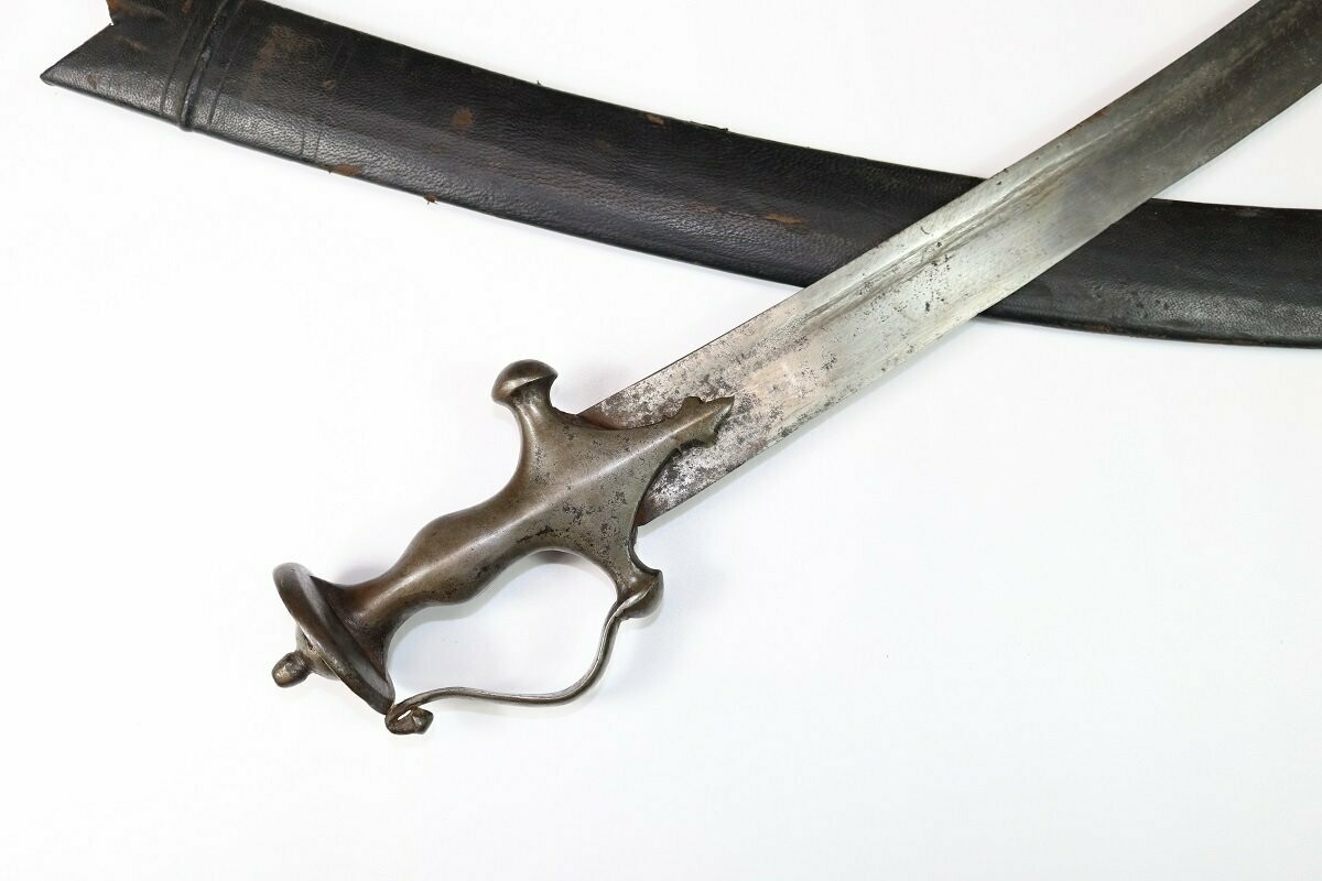 Basic 19th century Indian tulwar