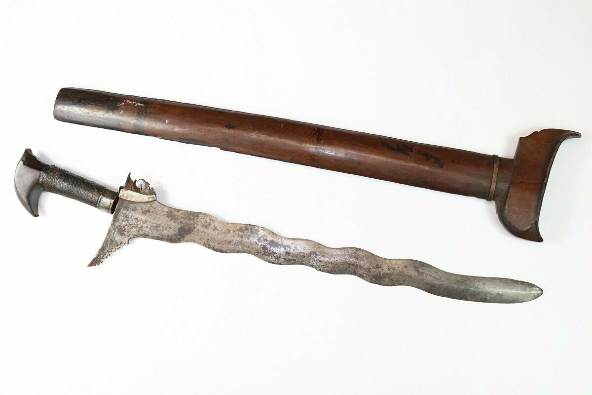 Filipino Moro Kris / Keris in need of restoration