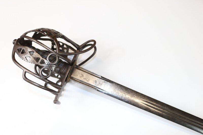 Crimean War era Scottish Highland Officer's Broadsword by Hawkes