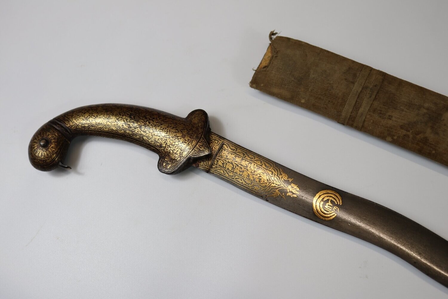 Indo-Persian Khanjar-Hilted Wavy Wootz-Bladed Sword