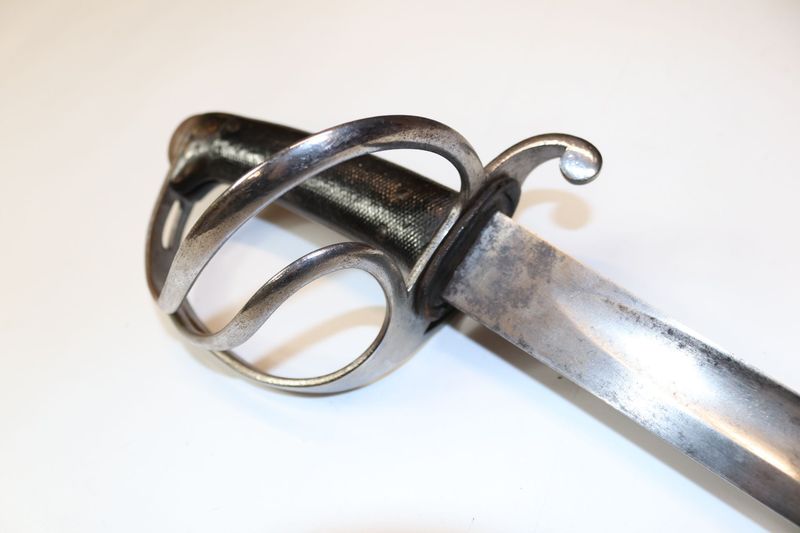 Scarce Presentation 1853 Hampshire Yeomanry Sword