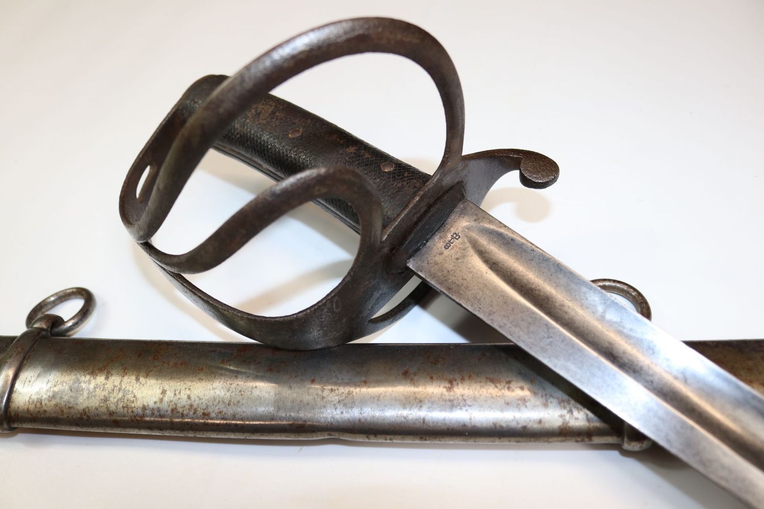 1853 Pattern Cavalry Sword with Royal Horse Artillery Scabbard