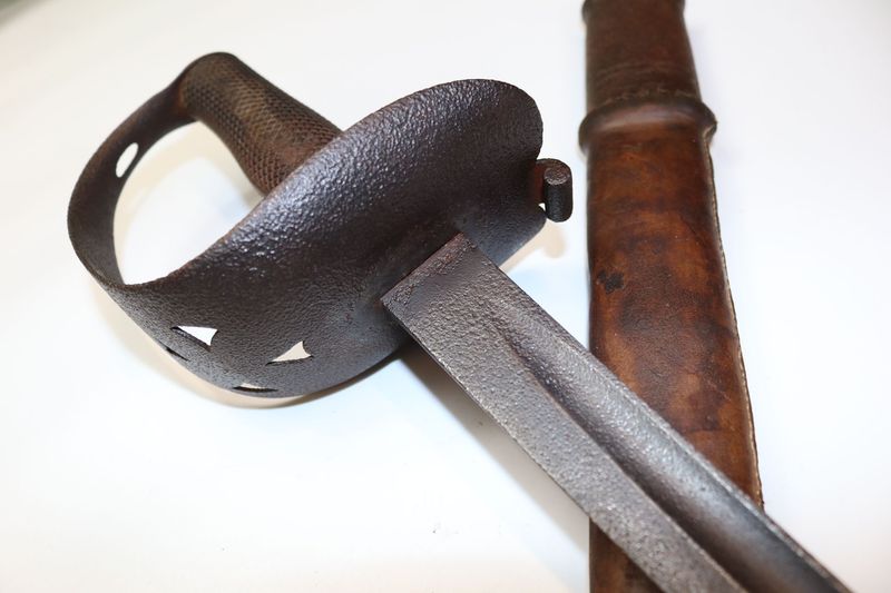 Very Rare Indian Cavalry Sword by Mole