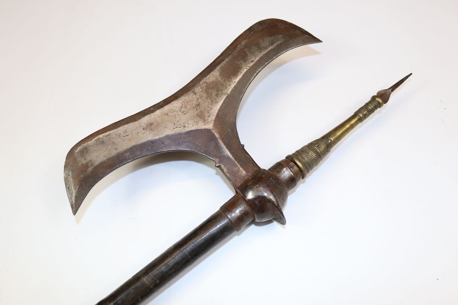 19thC Chota Nagpur Bullova Fighting Axe