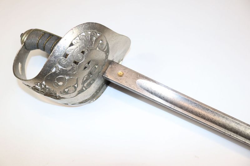 Edward VII P1897 Infantry Officer's Sword by Pillin