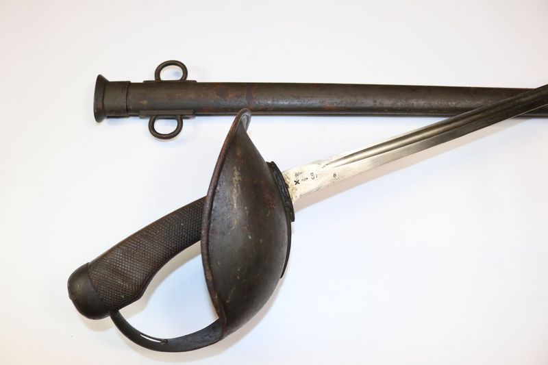 WW1 1908 Pattern Cavalry Sword by Enfield 1915