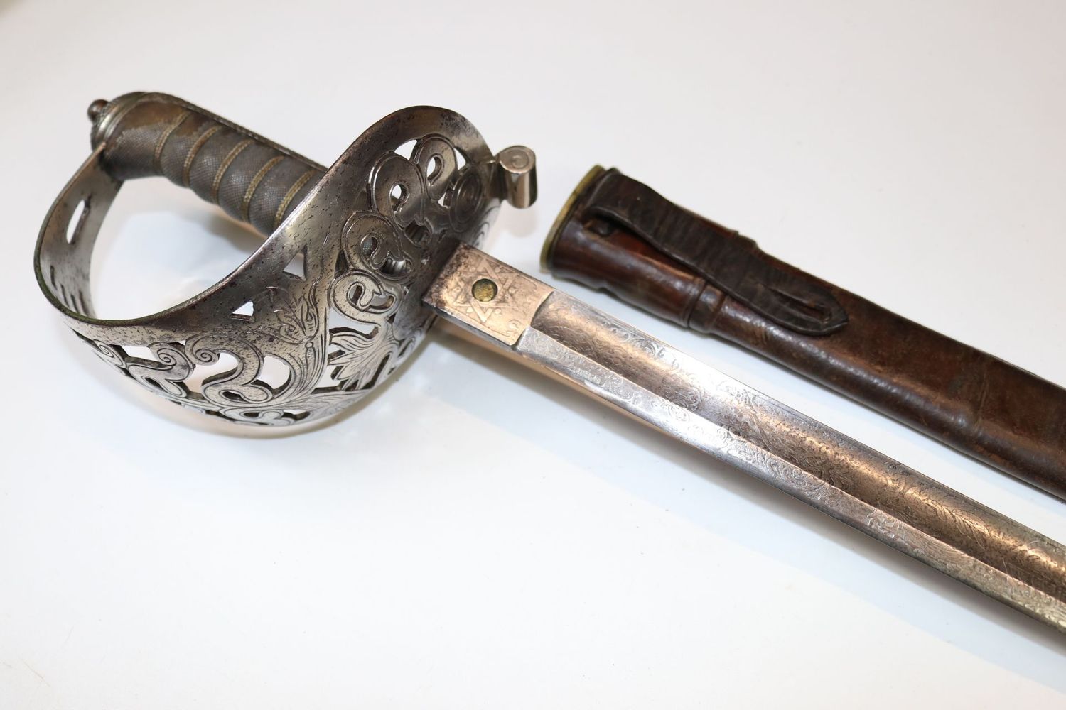 Edwardian 1896 Pattern Cavalry Officer's Sword with Initials