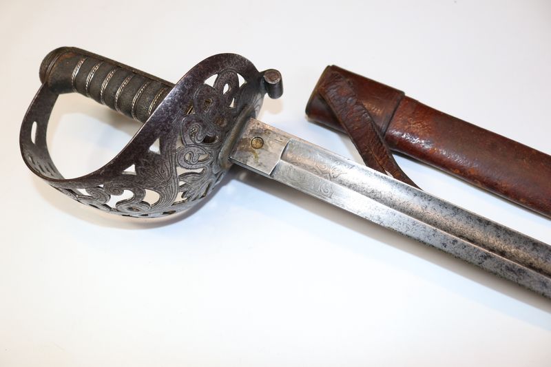 WW1 era 1896 Pattern Cavalry Officer's Sword by Pillin