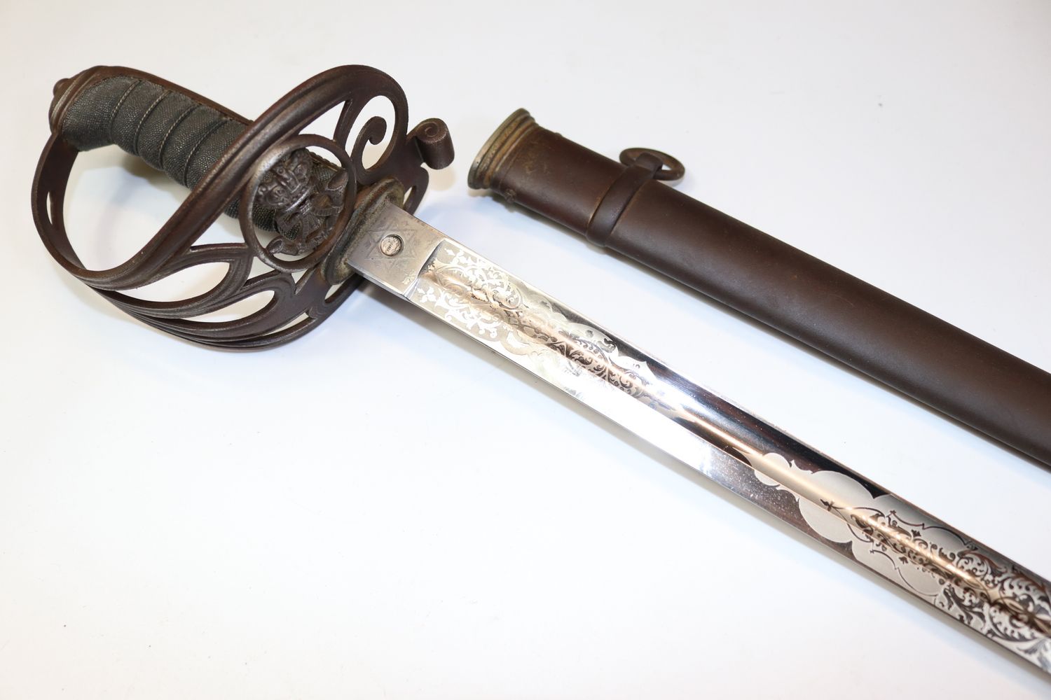 Late-Victorian Rifle Volunteers Officer's Sword by Mole/Steamer Late-Victorian Rifle Volunteers Officer's Sword by Mole/Steamer